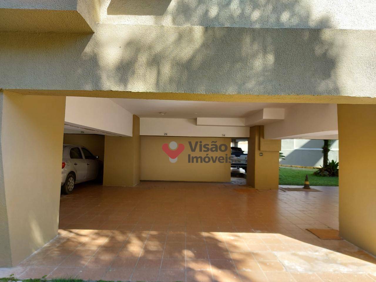 Apartamento à venda com 3 quartos, 185m² - Foto 19