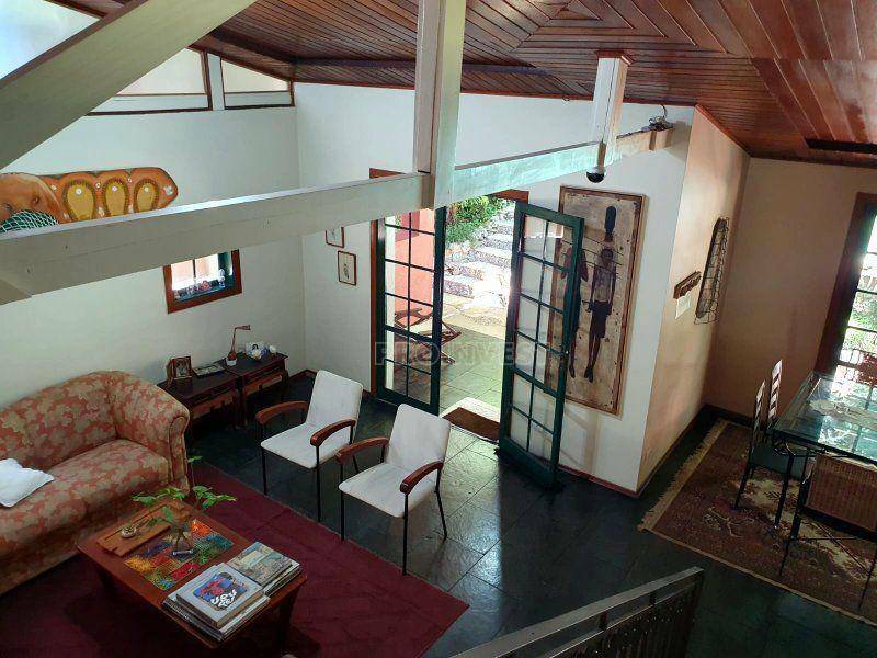 Casa de Condomínio à venda com 3 quartos, 216m² - Foto 8
