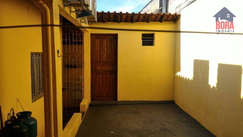 Casa à venda com 3 quartos, 94m² - Foto 2