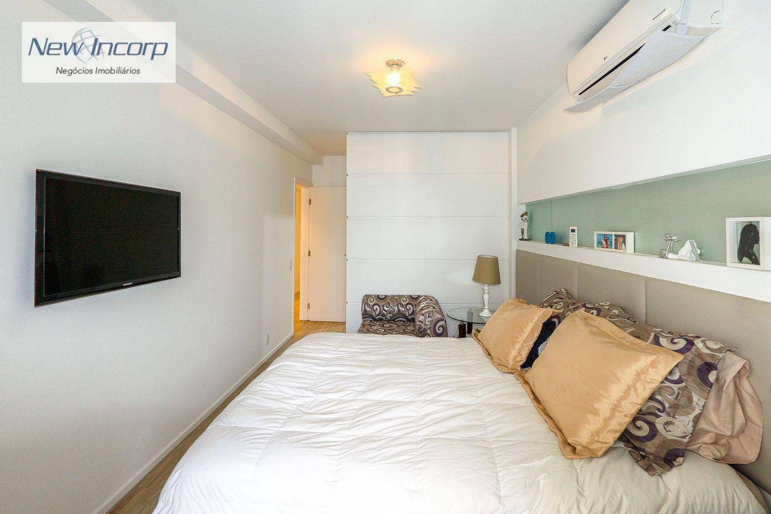 Apartamento à venda com 4 quartos, 201m² - Foto 24