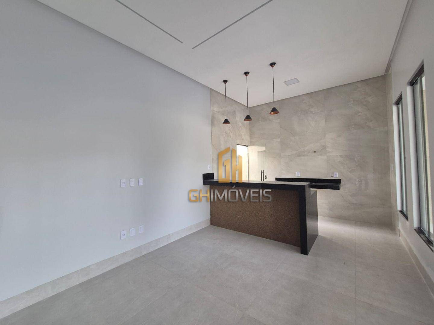 Casa à venda com 3 quartos, 117m² - Foto 2