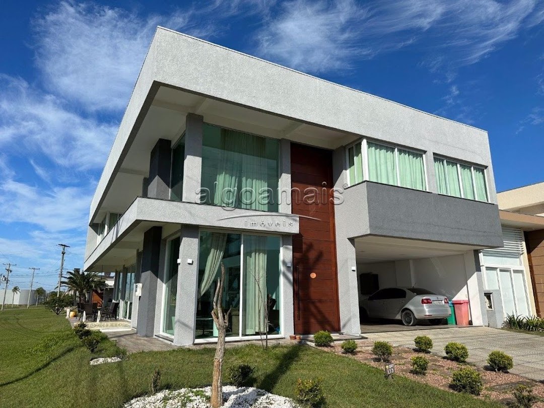 Casa de Condomínio à venda com 5 quartos, 300m² - Foto 3