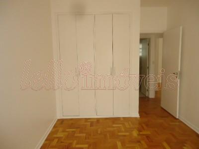 Apartamento para alugar com 3 quartos, 150m² - Foto 7