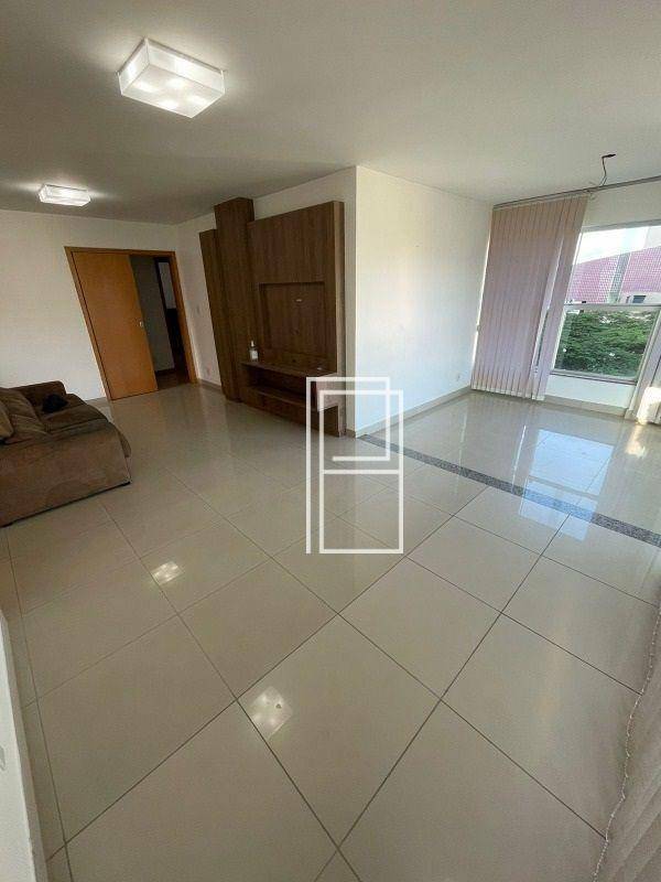 Apartamento à venda com 4 quartos, 140m² - Foto 4