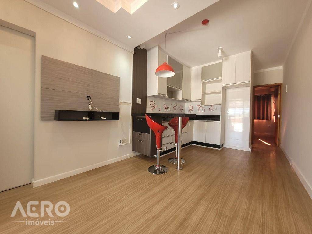 Casa à venda com 4 quartos, 170m² - Foto 32