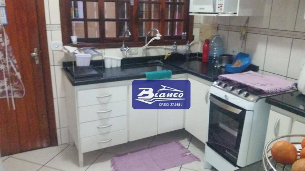 Sobrado à venda com 3 quartos, 180m² - Foto 22