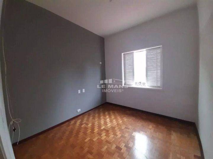 Casa para alugar com 4 quartos, 367m² - Foto 12