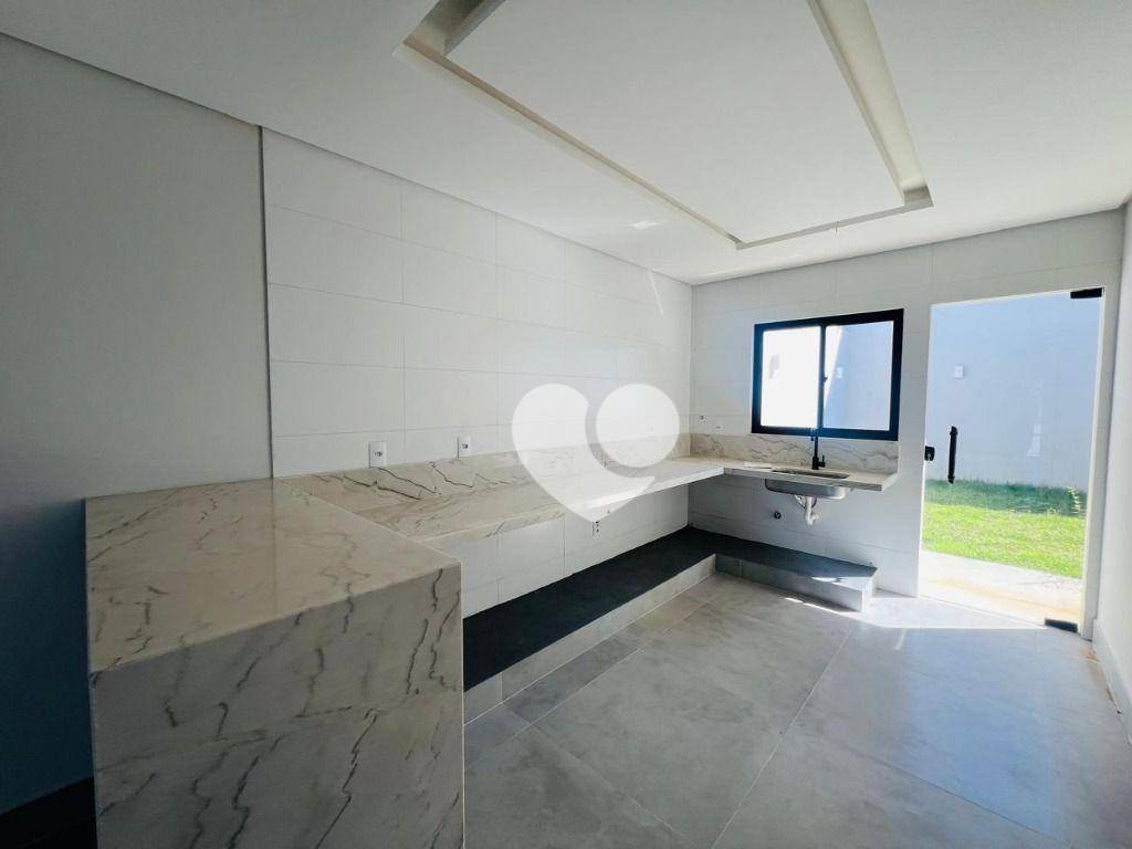 Casa à venda com 3 quartos, 125m² - Foto 3