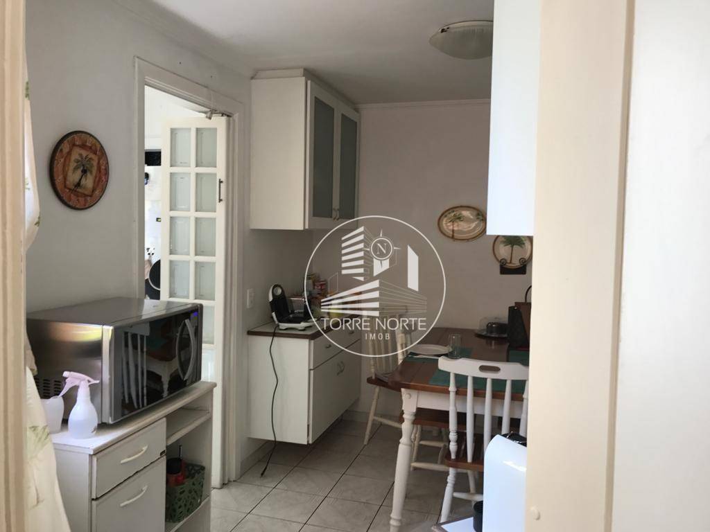 Apartamento à venda com 4 quartos, 198m² - Foto 10