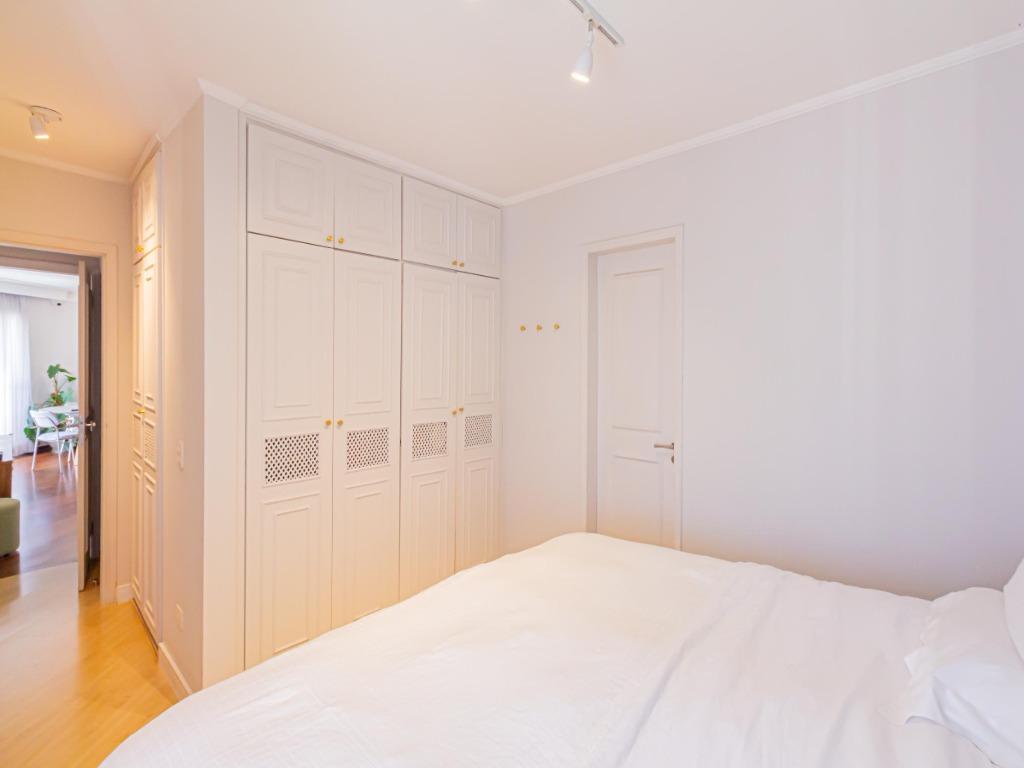 Apartamento à venda com 3 quartos, 120m² - Foto 9