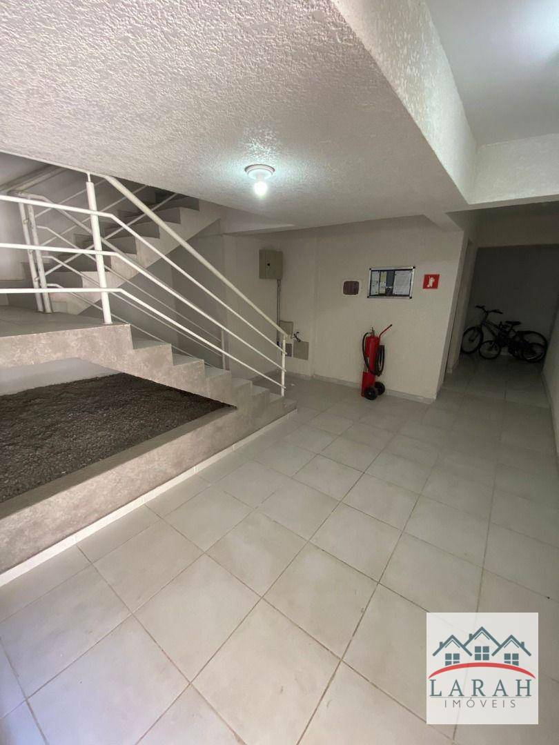 Apartamento à venda com 2 quartos, 40m² - Foto 6