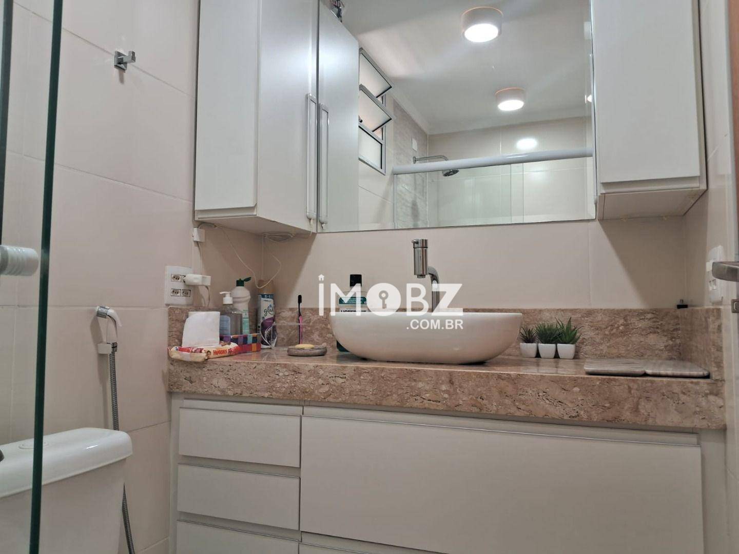 Apartamento à venda com 2 quartos, 80m² - Foto 23