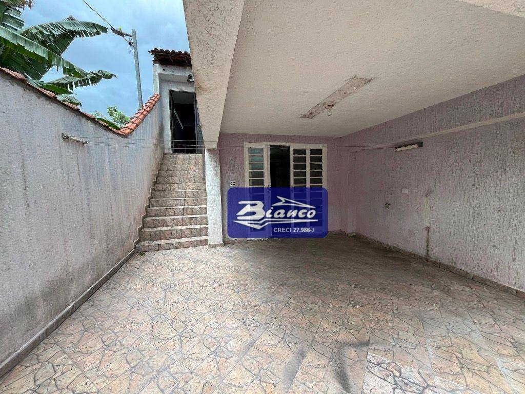 Sobrado à venda com 3 quartos, 229m² - Foto 8