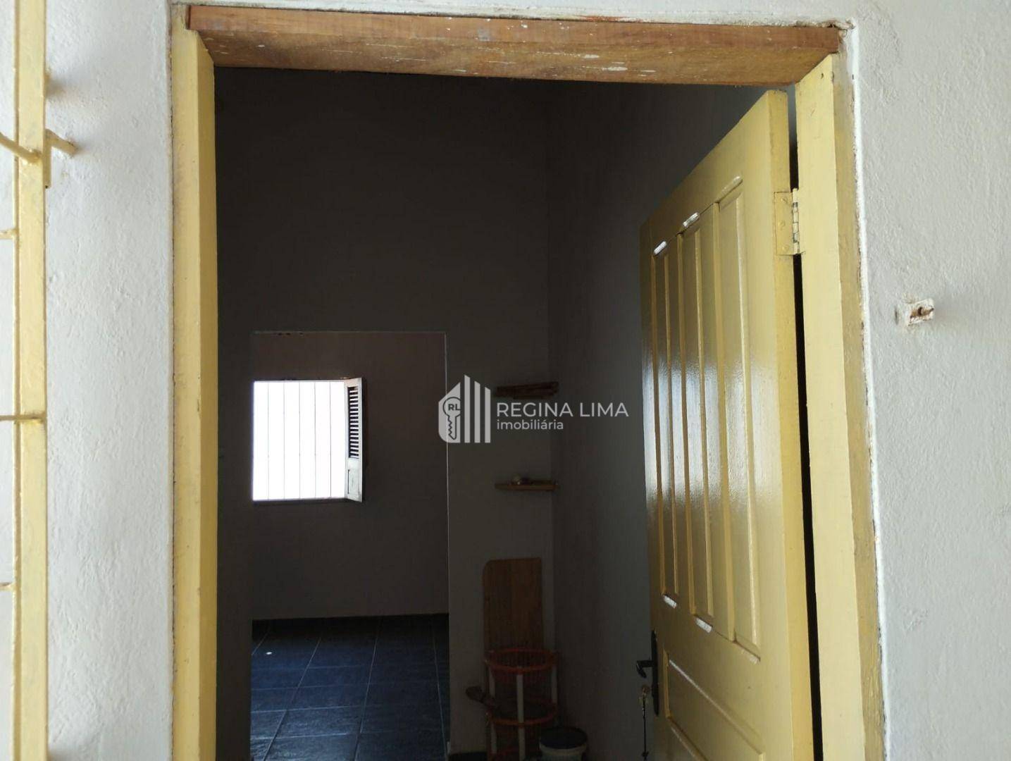 Casa à venda com 2 quartos, 200M2 - Foto 7