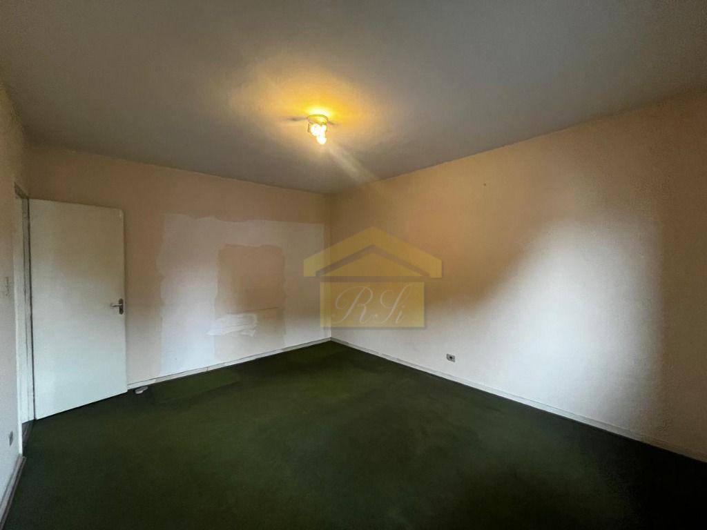 Casa para alugar com 4 quartos, 120m² - Foto 8