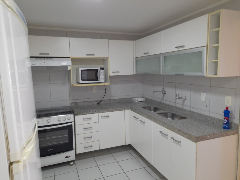 Apartamento à venda com 3 quartos, 105m² - Foto 22