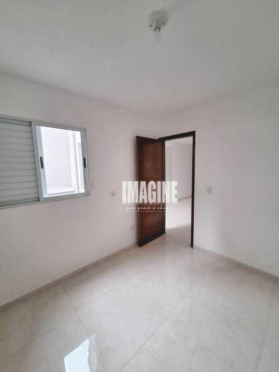 Apartamento à venda com 2 quartos, 43m² - Foto 4