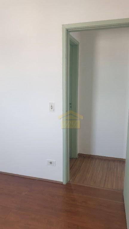 Apartamento à venda com 2 quartos, 60m² - Foto 12