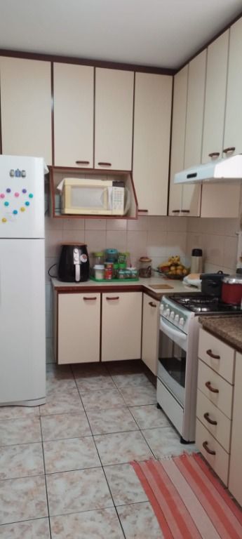 Apartamento à venda com 2 quartos, 60m² - Foto 3