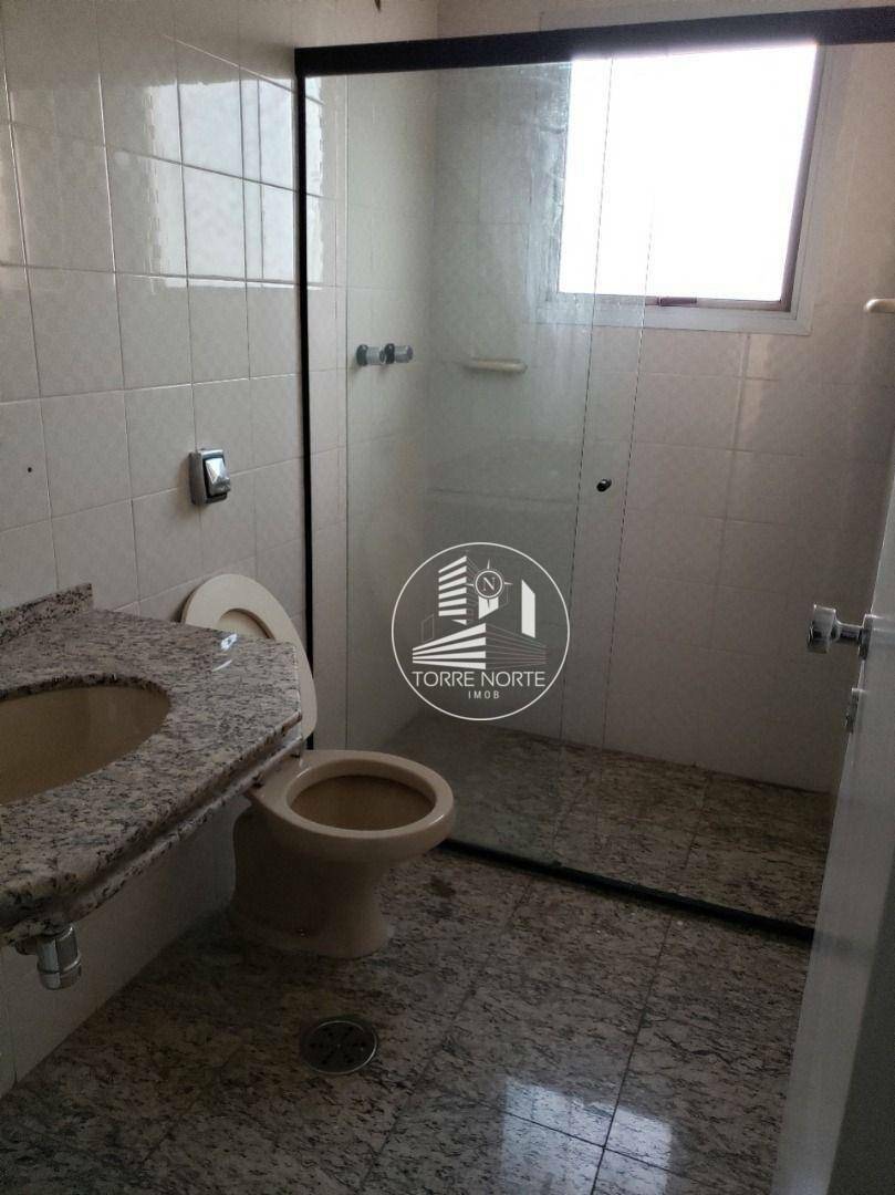 Apartamento à venda com 3 quartos, 155m² - Foto 8