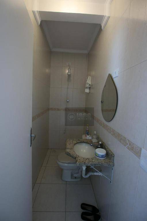 Sobrado à venda com 3 quartos, 250M2 - Foto 20