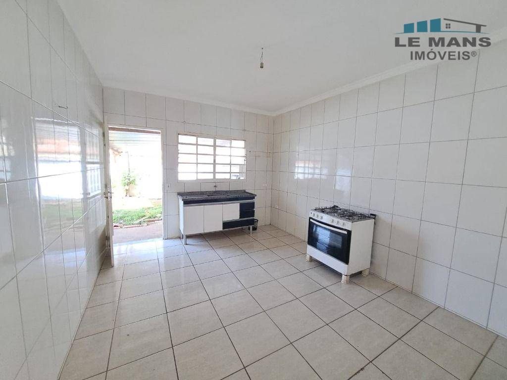 Casa à venda com 2 quartos, 100m² - Foto 6