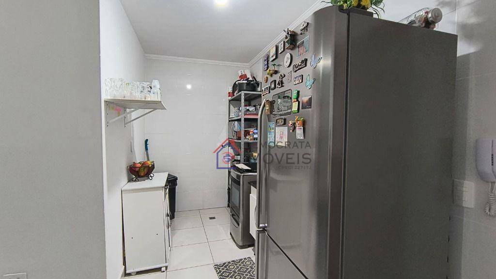 Apartamento à venda com 2 quartos, 50m² - Foto 11