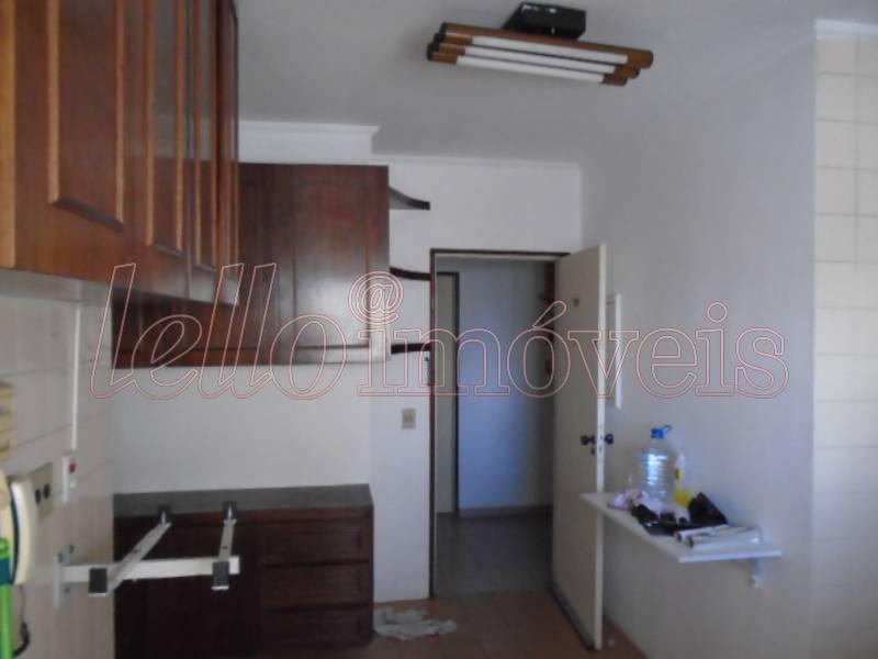 Apartamento para alugar com 3 quartos, 103m² - Foto 8