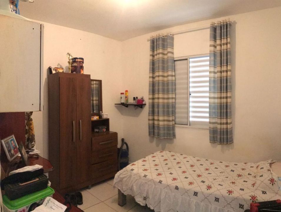 Casa à venda com 3 quartos, 101m² - Foto 2