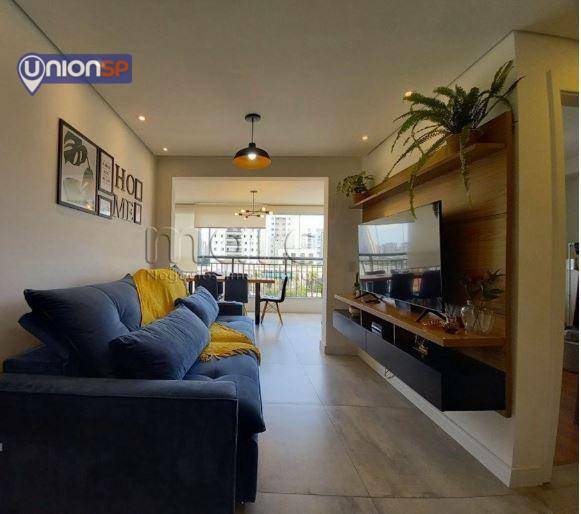 Apartamento à venda com 2 quartos, 72m² - Foto 1