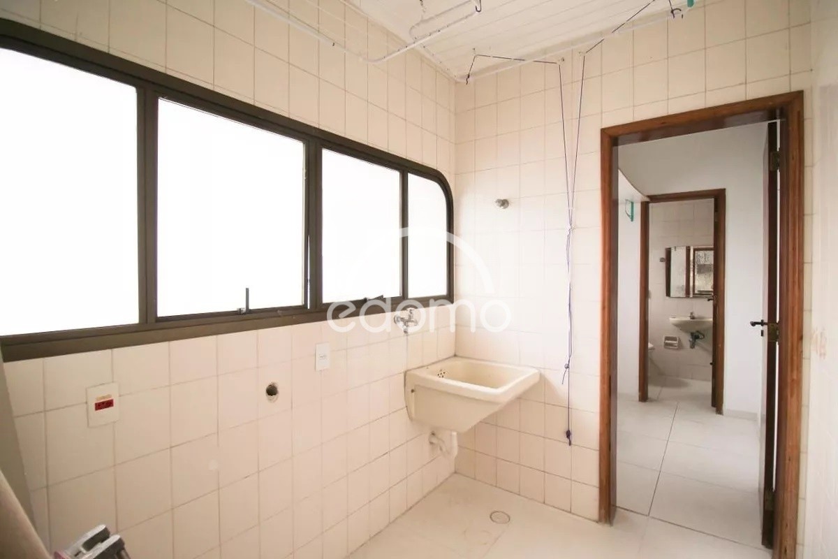 Apartamento para alugar com 4 quartos, 368m² - Foto 10