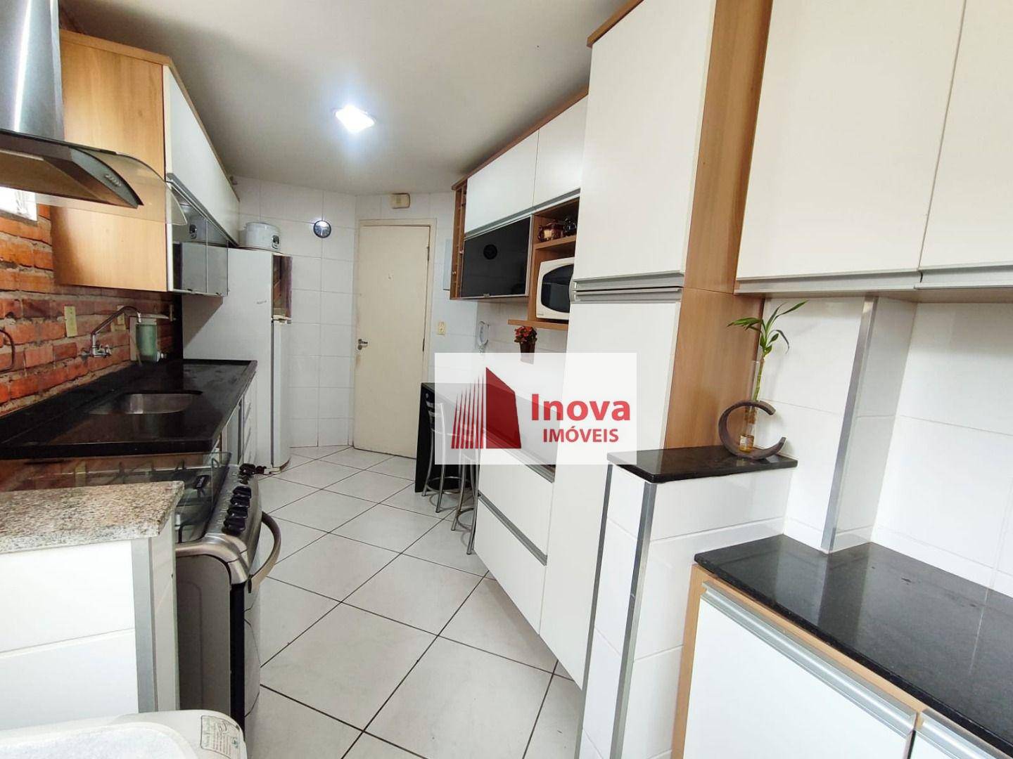 Apartamento à venda com 2 quartos, 75m² - Foto 26