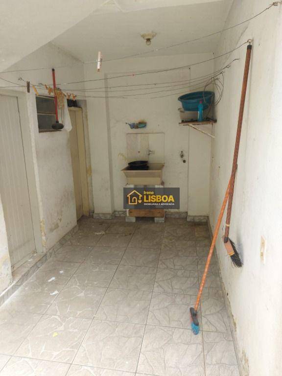 Sobrado à venda com 5 quartos, 197m² - Foto 29