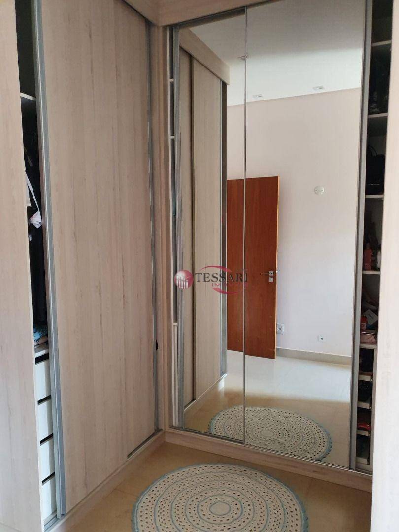 Casa à venda e aluguel com 3 quartos, 183m² - Foto 7