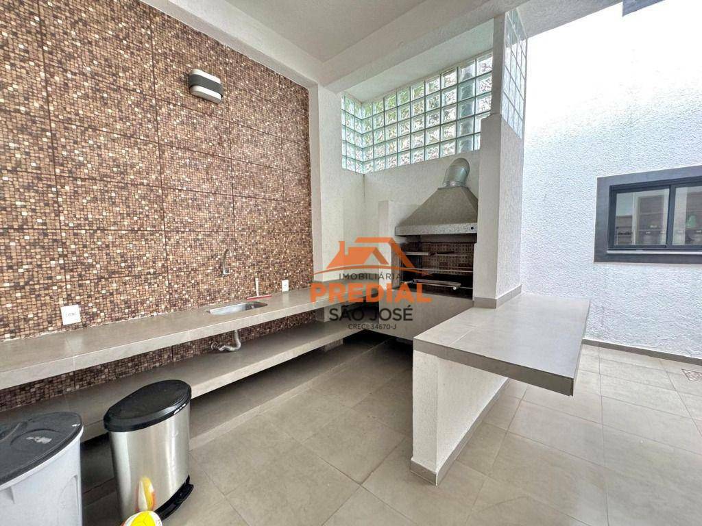 Casa de Condomínio à venda com 5 quartos, 350m² - Foto 24