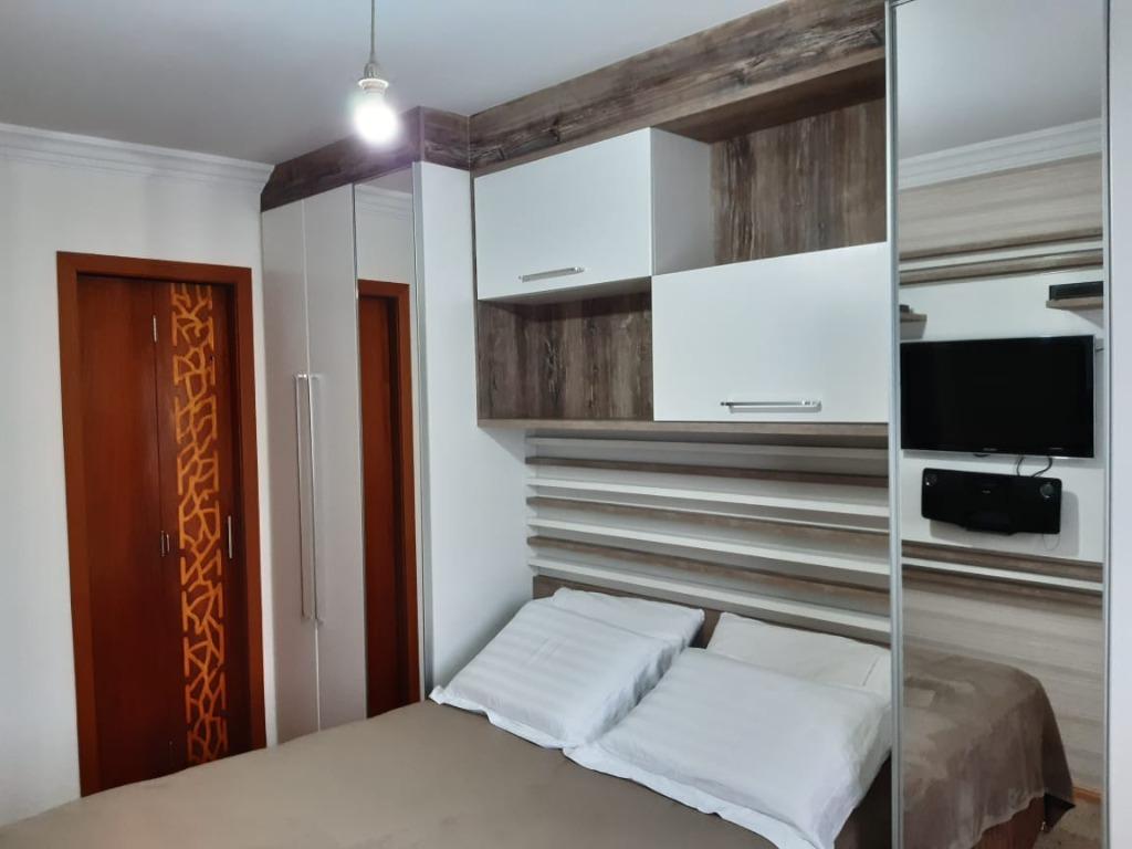 Apartamento à venda com 3 quartos, 79m² - Foto 2