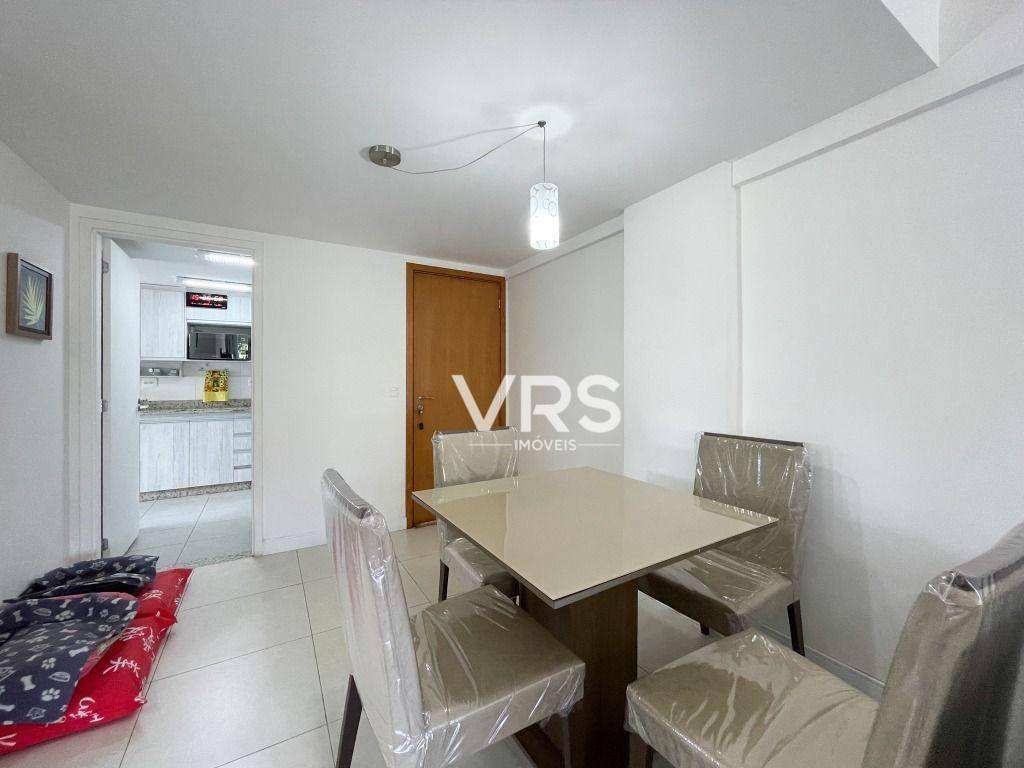 Apartamento à venda com 2 quartos, 69m² - Foto 4