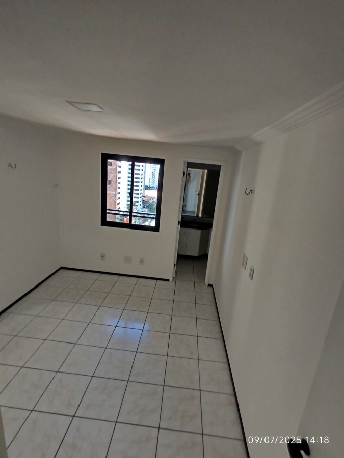 Apartamento para alugar com 3 quartos, 131m² - Foto 28