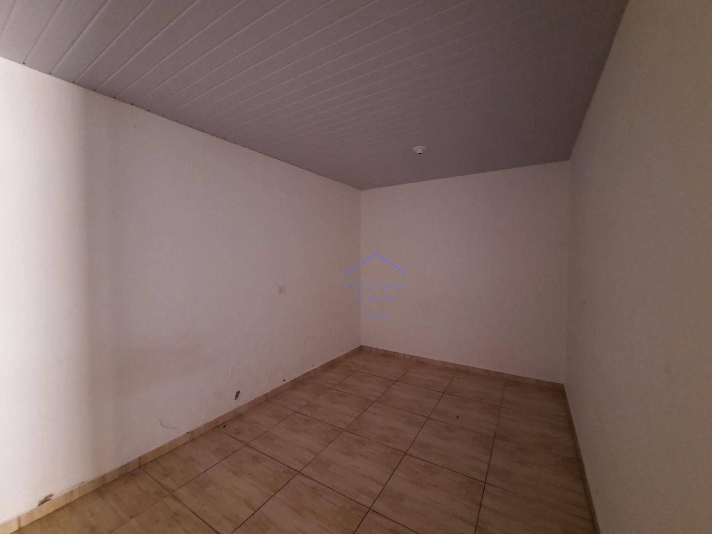 Casa à venda com 6 quartos, 250m² - Foto 28