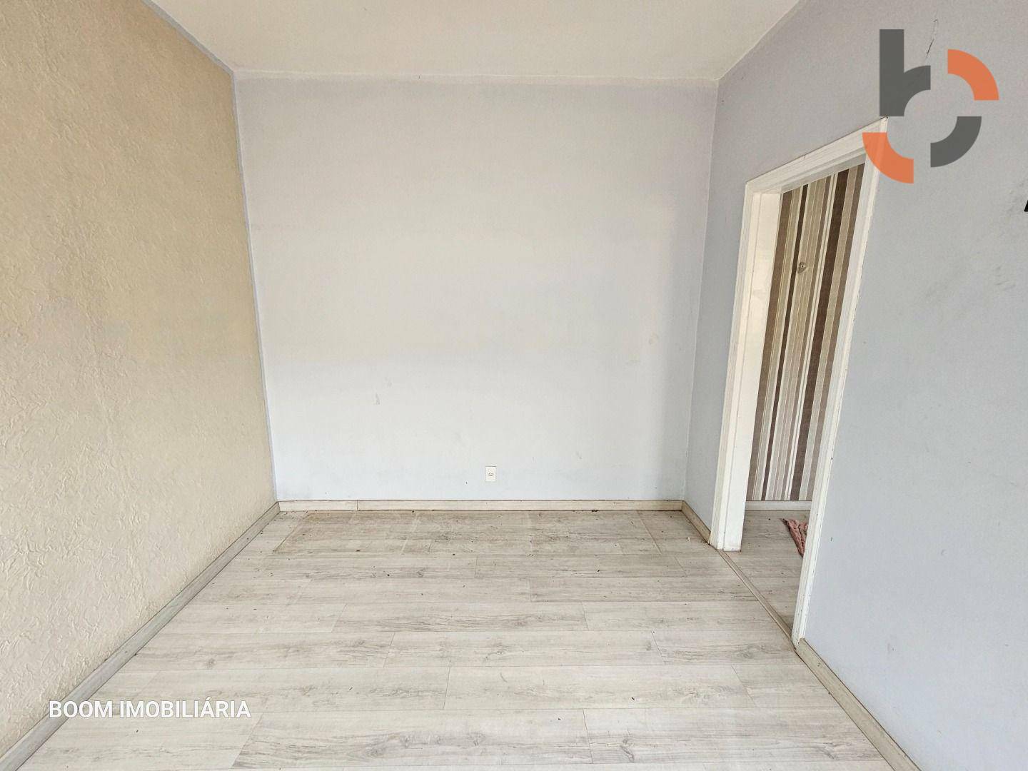 Casa à venda com 6 quartos, 210m² - Foto 54