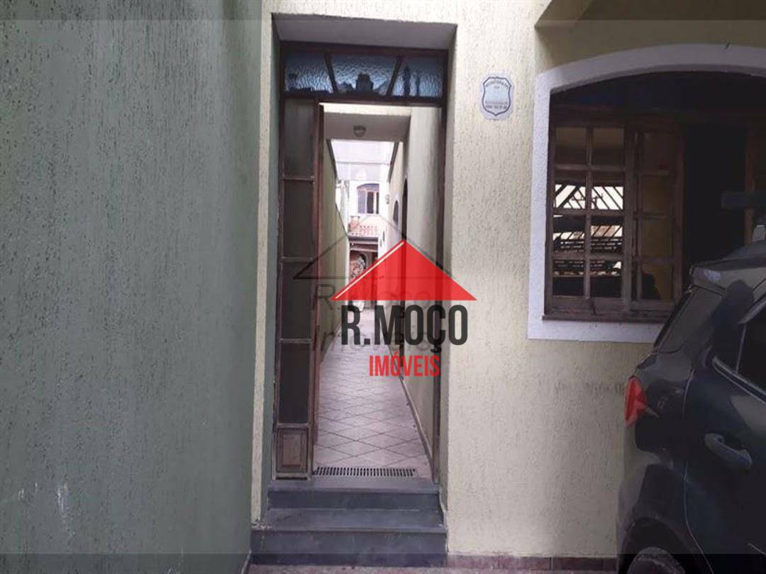 Sobrado à venda com 3 quartos, 200m² - Foto 3