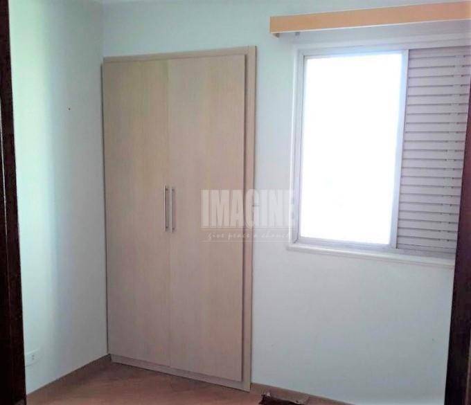 Apartamento à venda com 3 quartos, 80m² - Foto 10