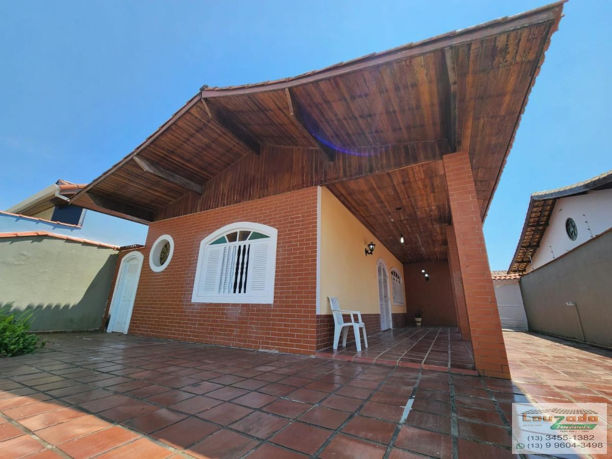 Casa à venda com 3 quartos, 360m² - Foto 1