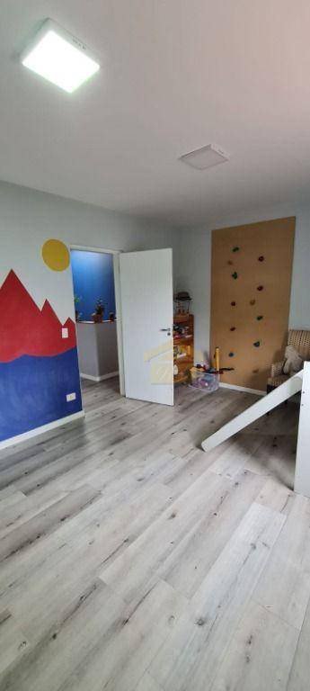 Sobrado à venda com 3 quartos, 207m² - Foto 22