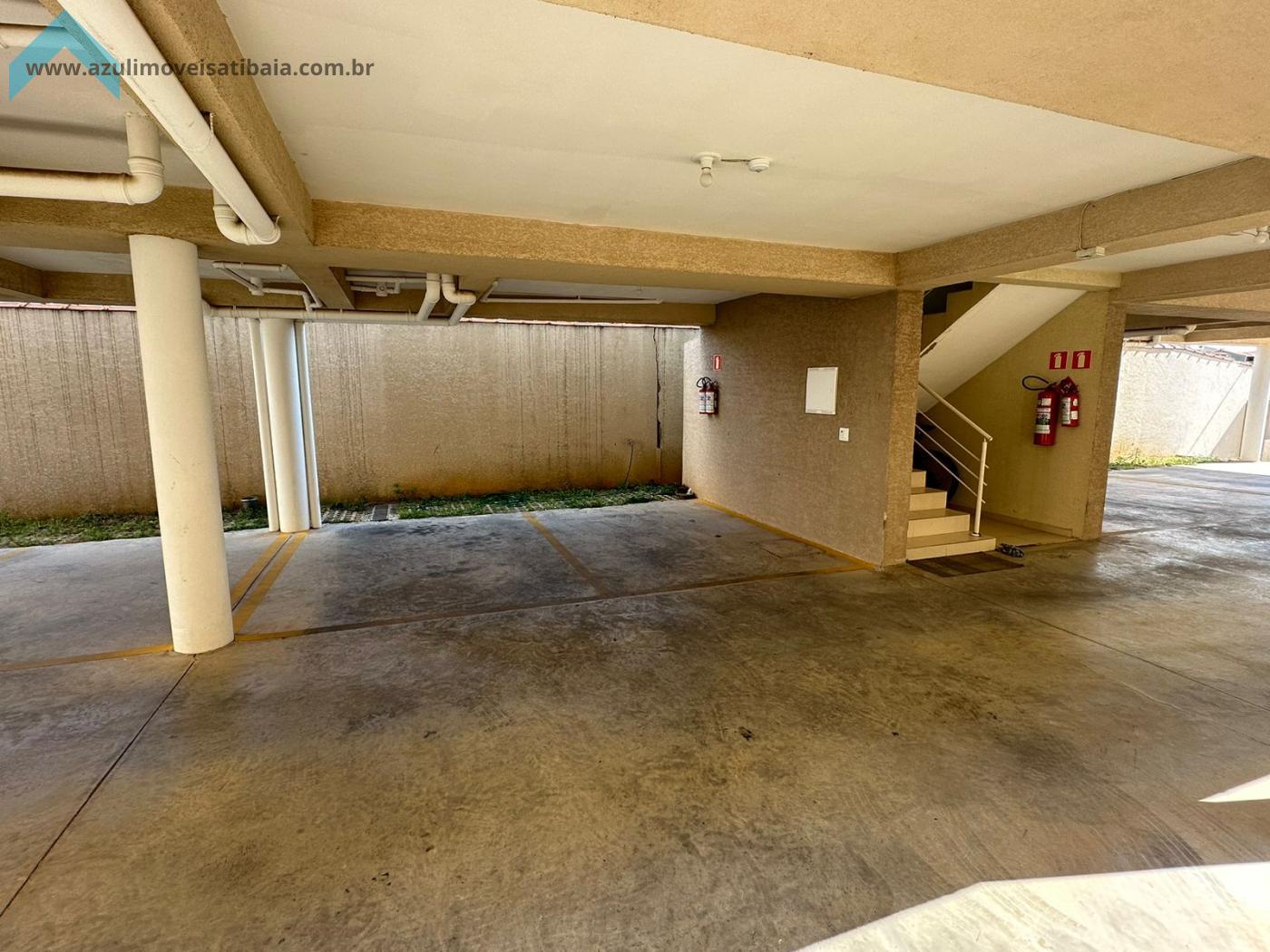 Apartamento à venda com 2 quartos, 70m² - Foto 2