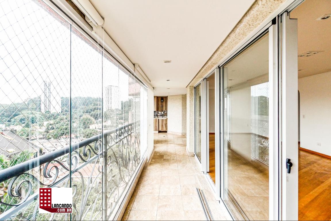 Apartamento à venda com 3 quartos, 189m² - Foto 2