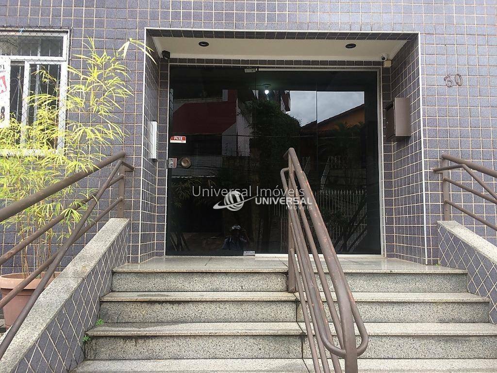 Apartamento para alugar com 2 quartos, 107m² - Foto 2