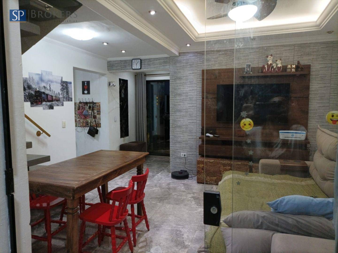 Casa à venda com 2 quartos, 184m² - Foto 1