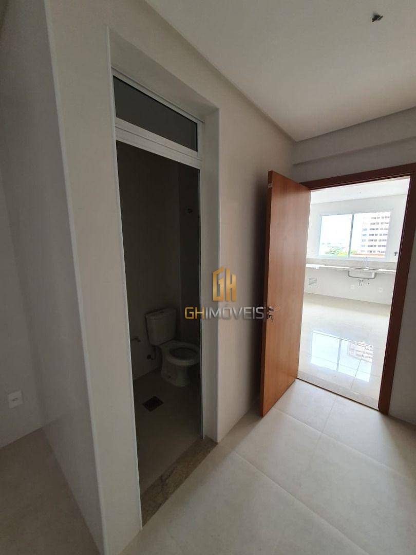 Apartamento à venda com 3 quartos, 154m² - Foto 3