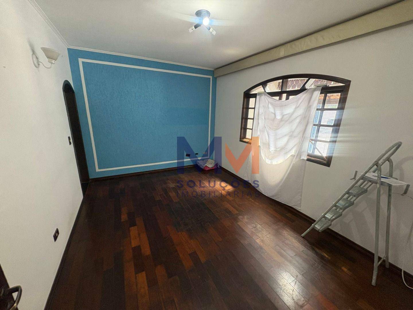 Casa à venda com 3 quartos, 85m² - Foto 2